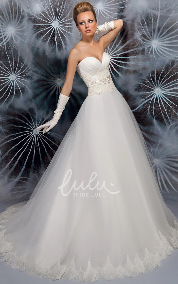 Sleeveless A-Line Tulle Wedding Dress with Sweetheart Neckline