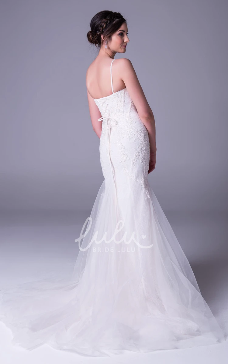 Appliqued Trumpet Tulle Sleeveless Wedding Dress with Spaghetti Straps