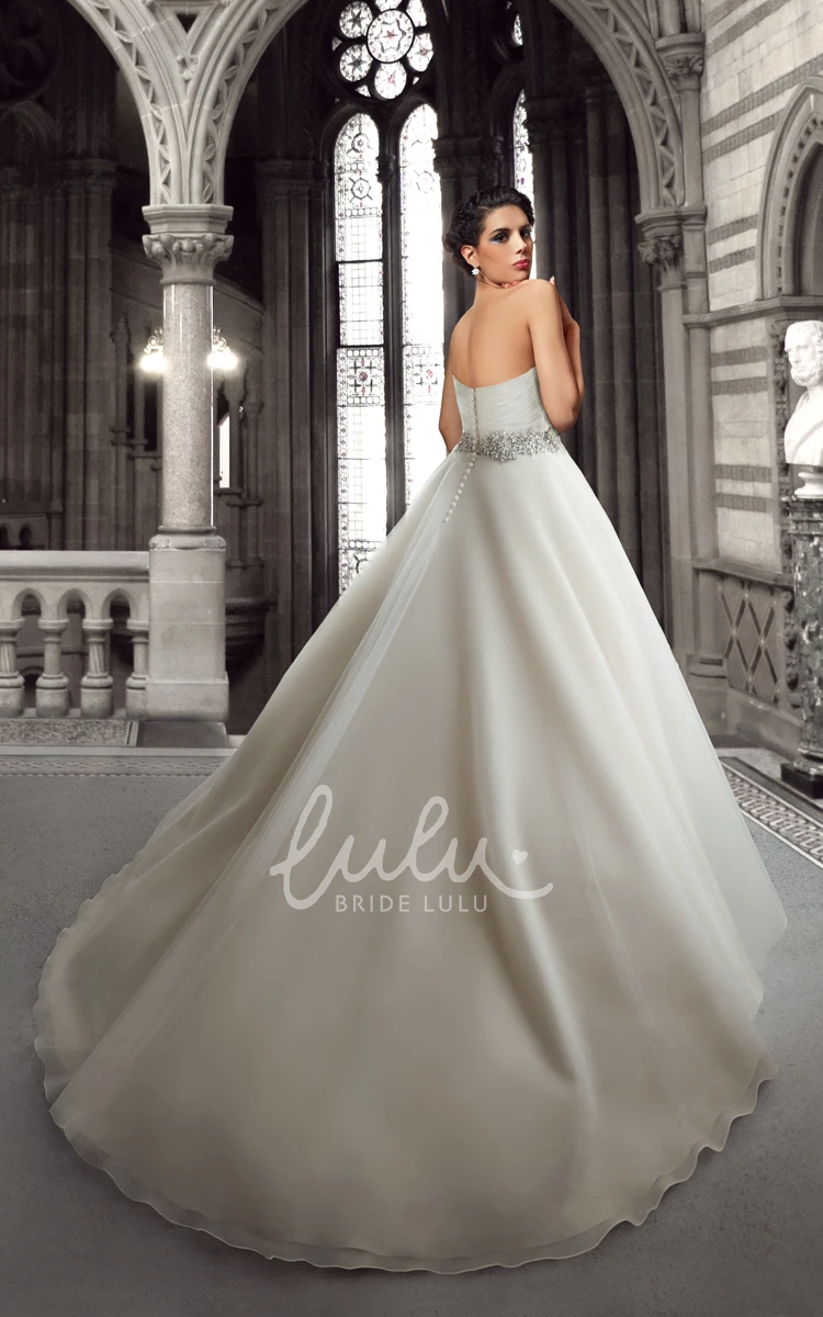 Ball Gown Wedding Dress with Organza Sweetheart Neckline and Beaded Waist