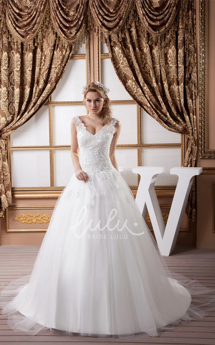 Tulle Ball Gown Wedding Dress Sleeveless Plunged Neckline with Appliques