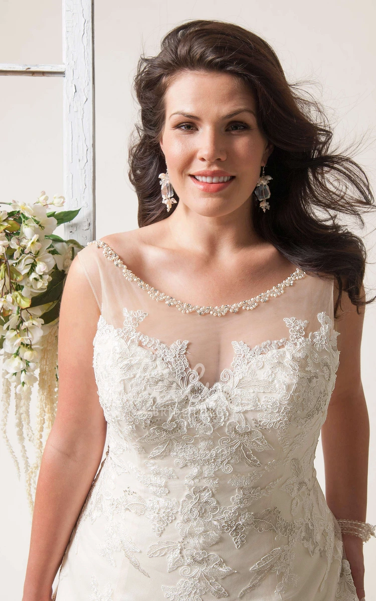 Illusion Sleeveless Lace Plus Size Wedding Dress with Scoop Neckline