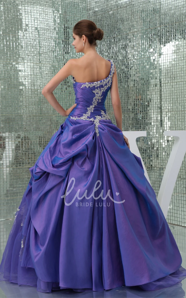 One-Shoulder Ruched Ball Gown with Appliques Wedding Dress