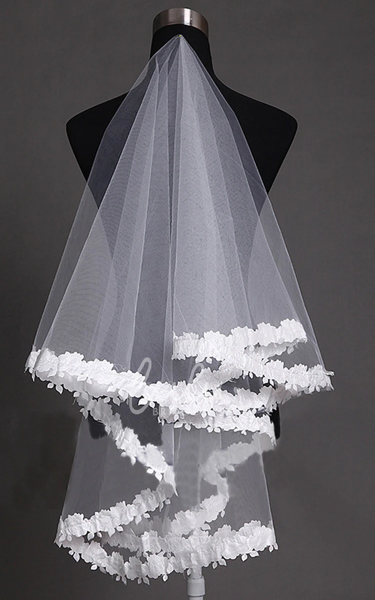 Elbow Length Soft Tulle Veil with Lace Applique Chic Wedding Dress Addition