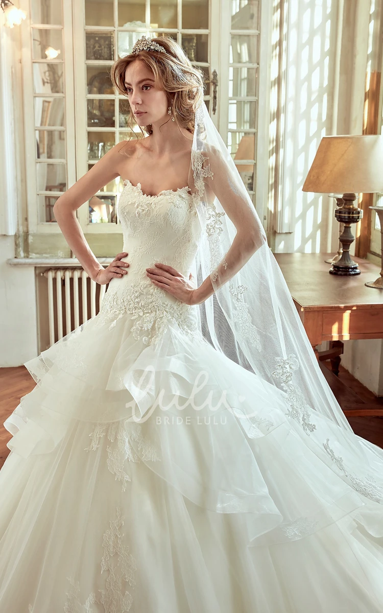 Lace Corset Strapless Wedding Dress with Ruffled Skirt Classic Bridal Gown