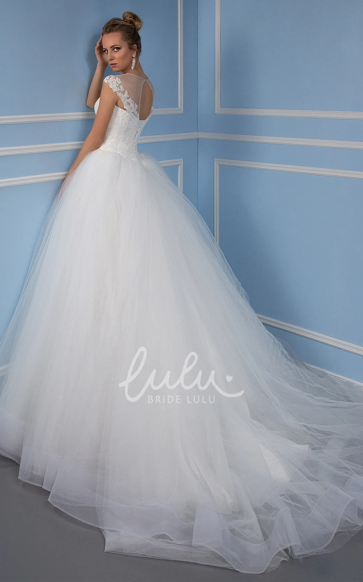 Keyhole Chapel Train Tulle Wedding Dress with Appliques Flowy Bridal Gown