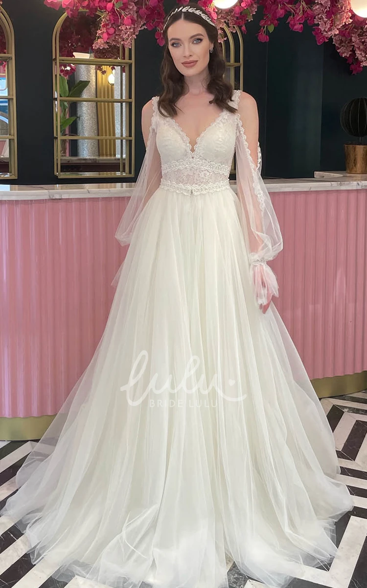 Appliqued Tulle A-Line Wedding Dress Vintage Scalloped Sweep Train