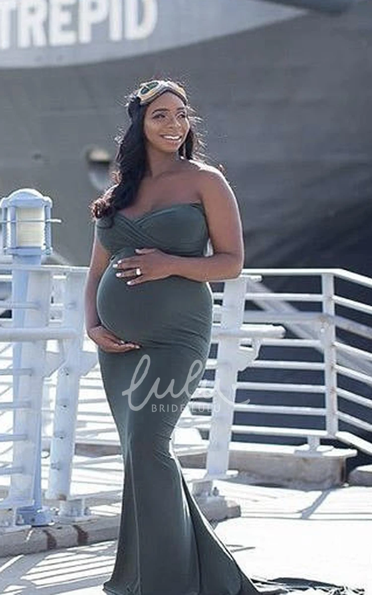 Sleeveless Empire Maternity Dress with Brush Train