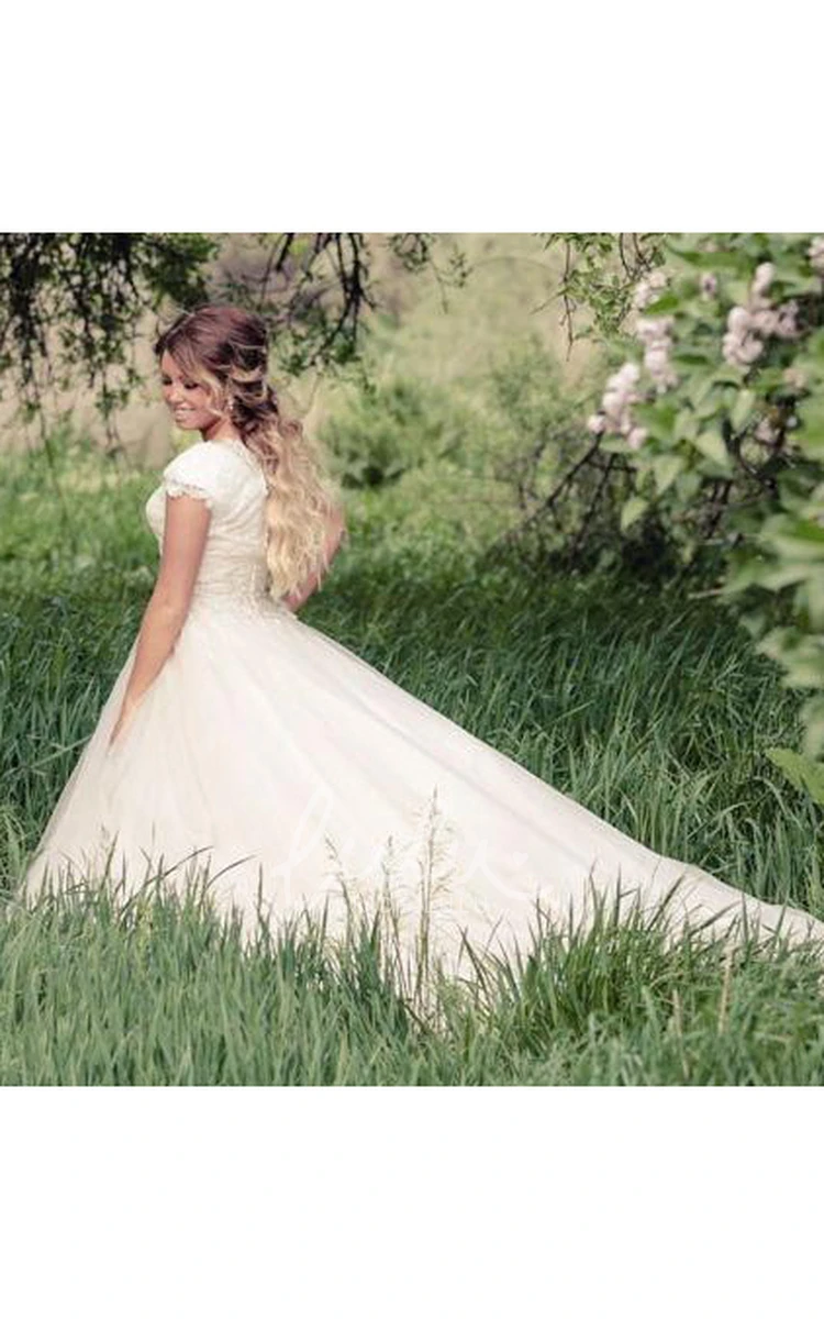 Jewel Lace Tulle Ball Gown Wedding Dress with Button Zipper