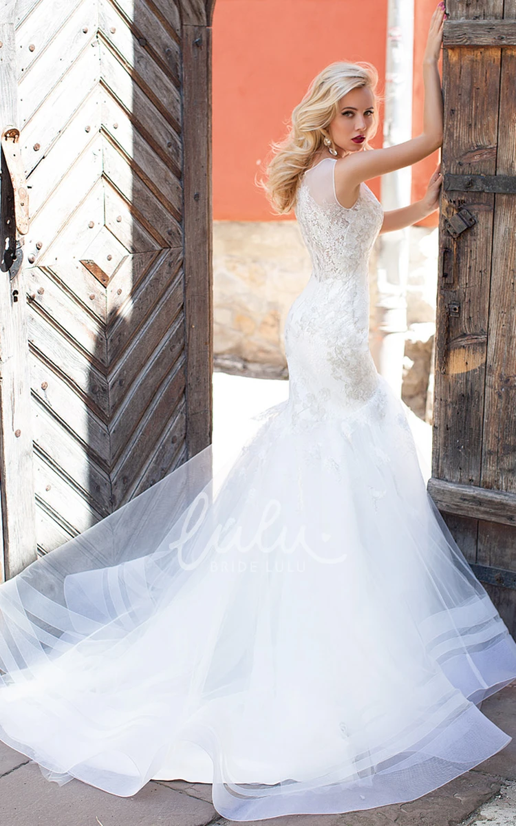 Scoop Appliqued Tulle Wedding Dress with Court Train Floor-Length