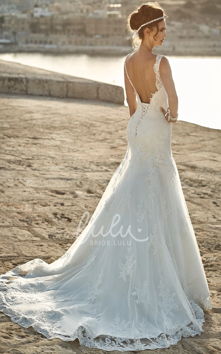 Long Lace Wedding Dress with Square Neck Waist Jewelry and Sleeveless Design