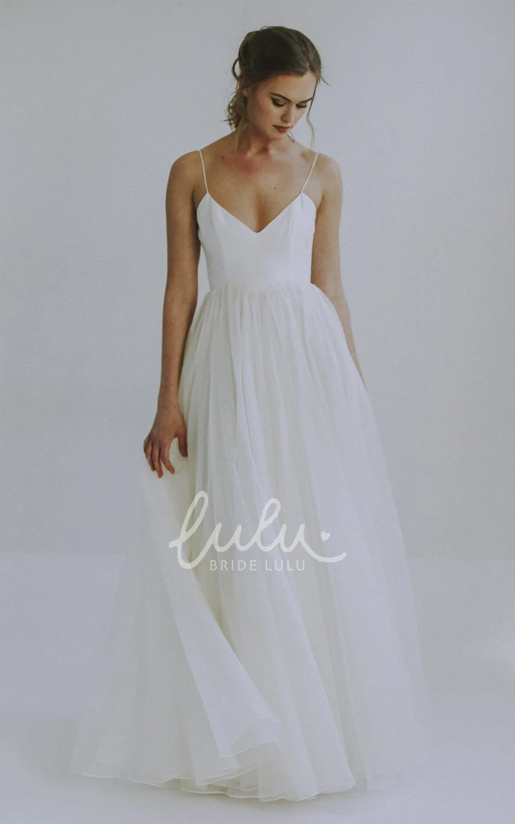 Sexy A-line Tulle Spaghetti Strap Wedding Dress with Flowy Skirt
