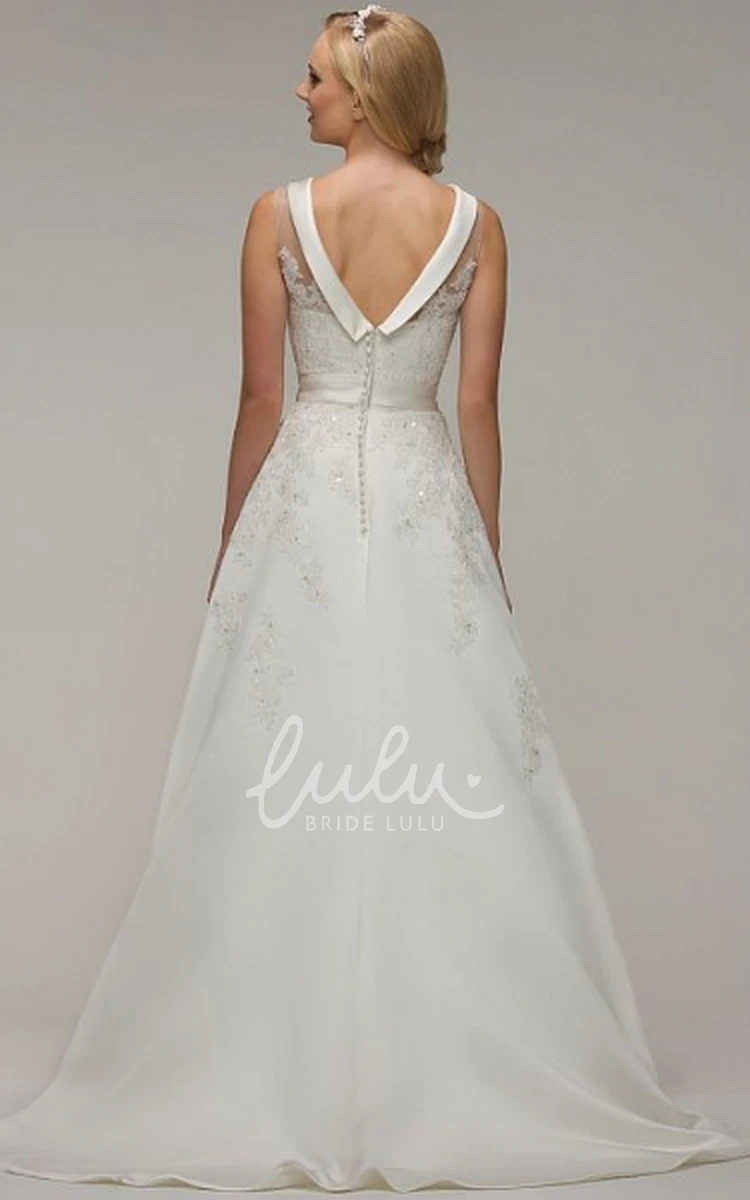 Appliqued A-Line Wedding Dress with Scoop Neck and Waist Jewelry Classic Bridal Gown