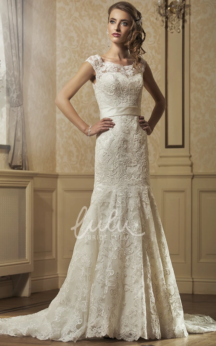 Sleeveless Lace Sheath Wedding Dress with Bow and Court Train