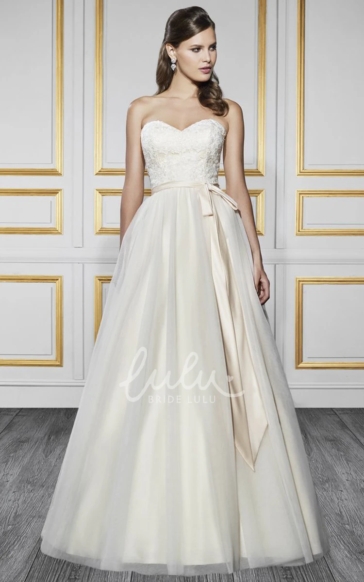 Tulle&Satin Sweetheart A-Line Wedding Dress with Appliques and V-Back Unique Bridal Gown