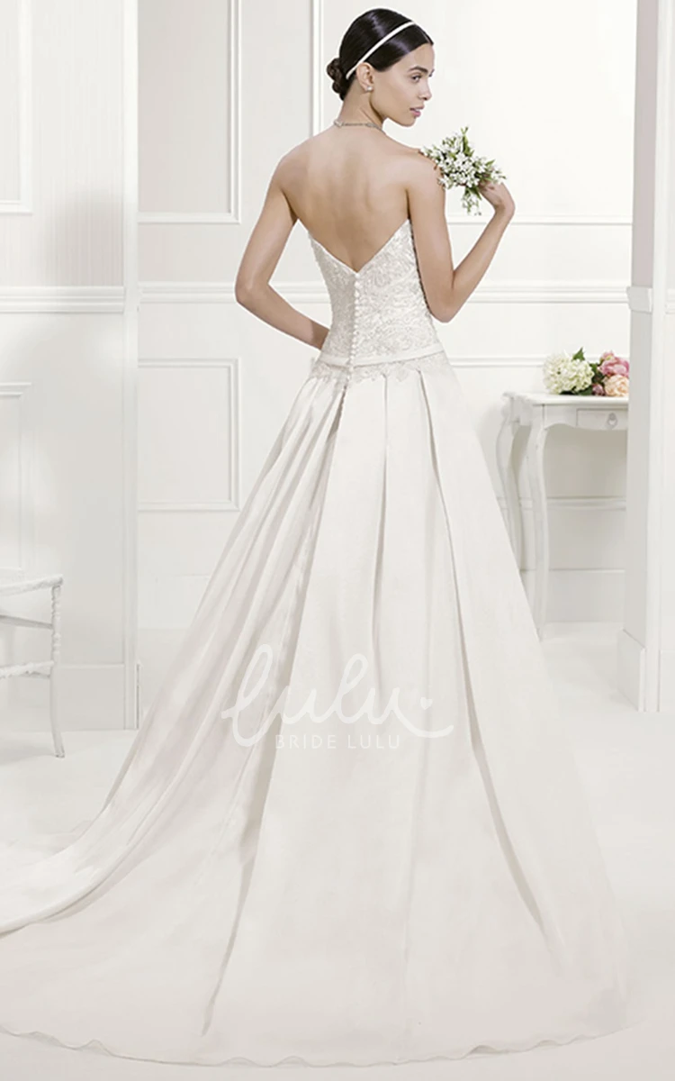 Sweetheart Applique Taffeta Wedding Dress With Belt Pleated Top