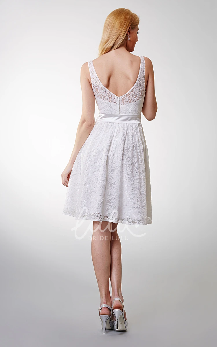 Lace Knee-length Bridesmaid Dress with Bateau Neckline