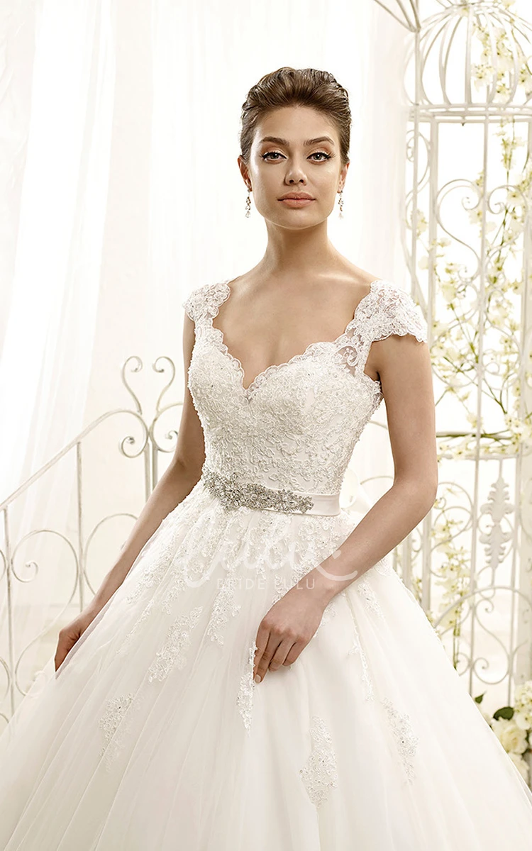 Cap-Sleeve Appliqued Tulle&Lace Ball Gown Wedding Dress Classic Bridal Gown