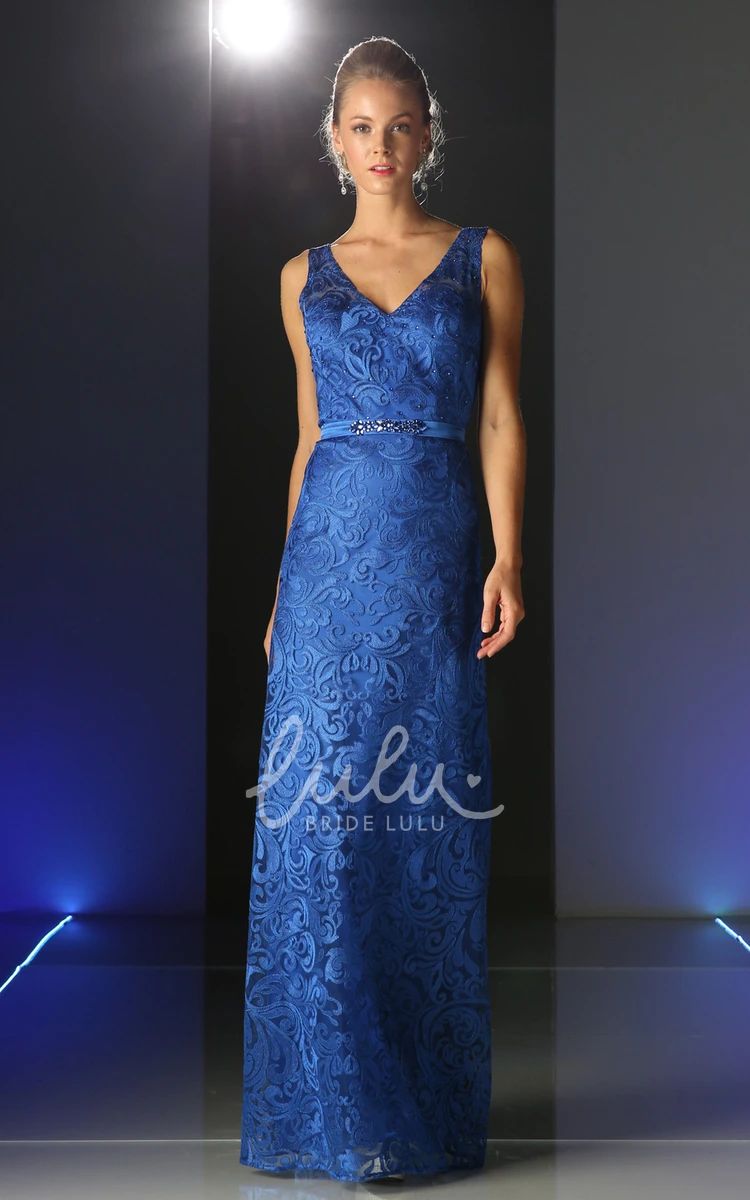 Short Sleeveless V-Neck Sheath Formal Dress with Beading and Lace