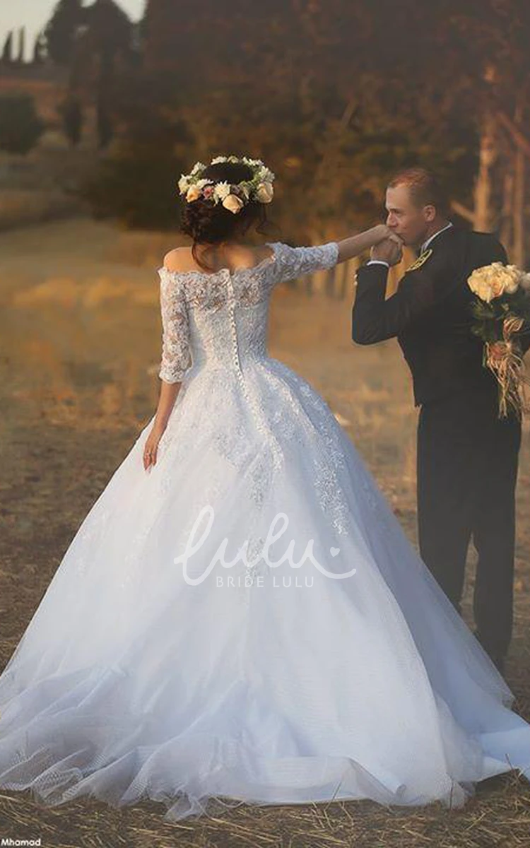 Lace Tulle Button Zipper Ball Gown Wedding Dress