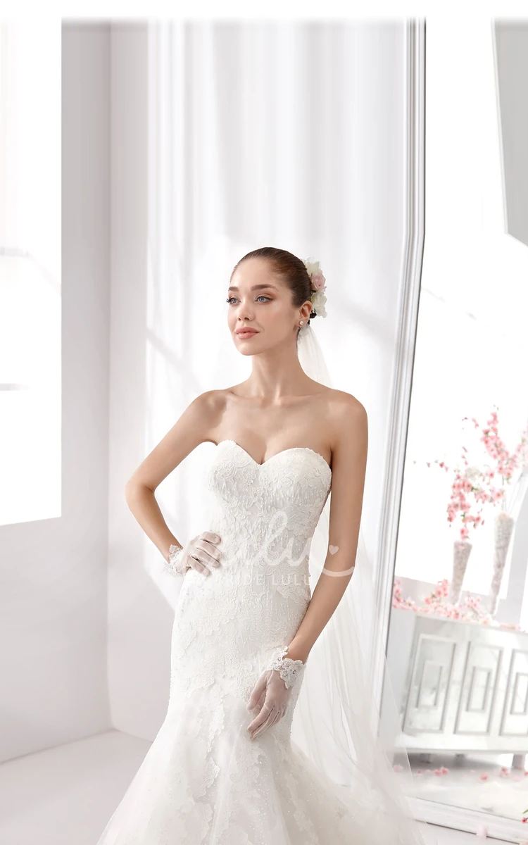 Mermaid Style Sweetheart Sheath Wedding Dress with Lace Appliques