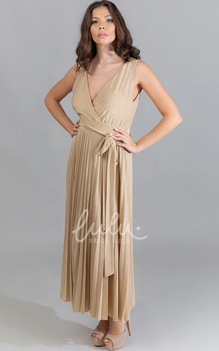 Sleeveless A-Line Cocktail Dress with Ruching Simple & Elegant Knee-Length Formal Dress