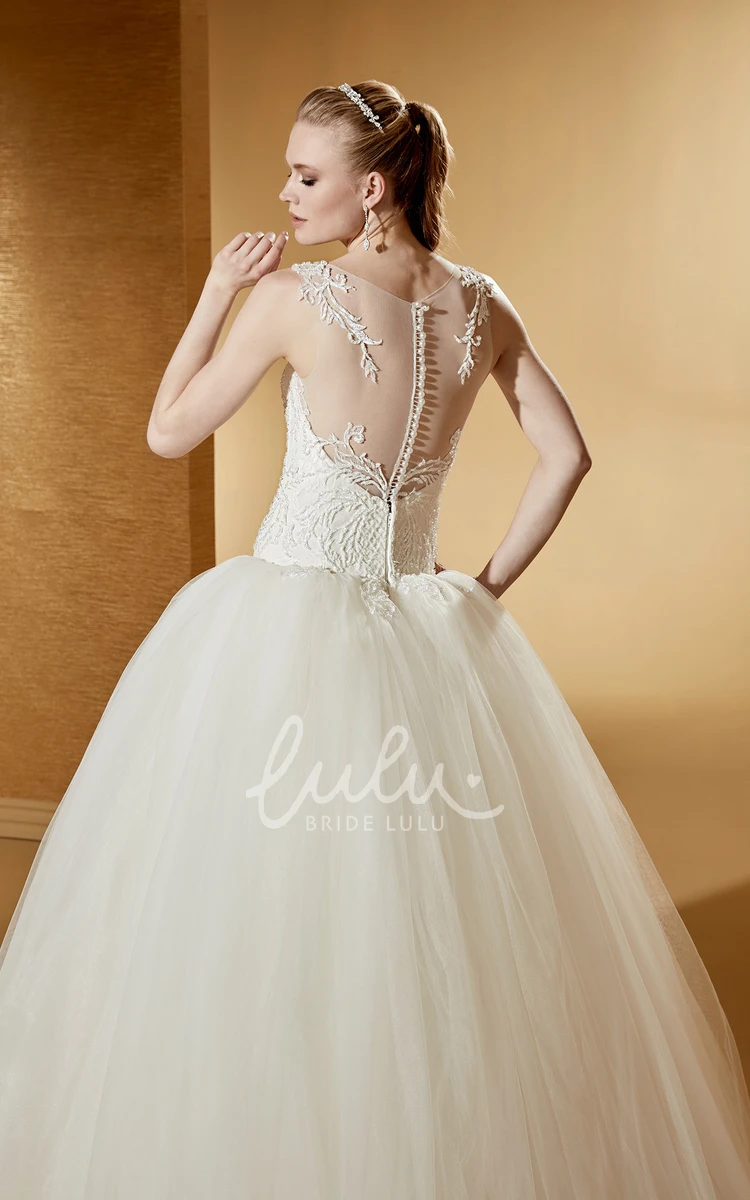 Exquisite Appliques Jewel Neck Wedding Dress with Puffy Skirt