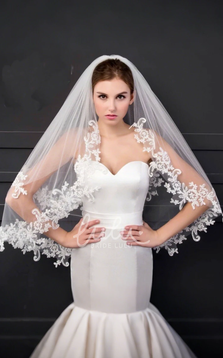 Bohemian Floral Two-Tier Lace Tulle Fingertip Length Waterfall Short Veil for Wedding