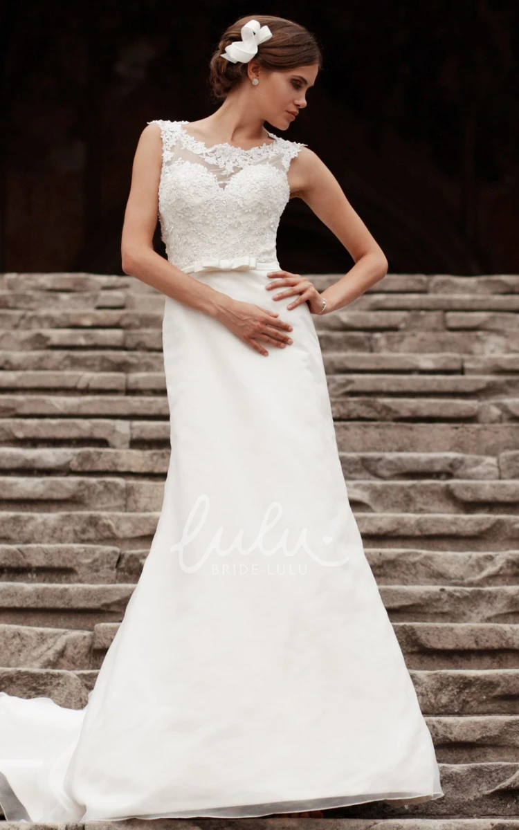 Sleeveless Lace&Satin Sheath Wedding Dress with Appliqued Scoop Neck and Bow