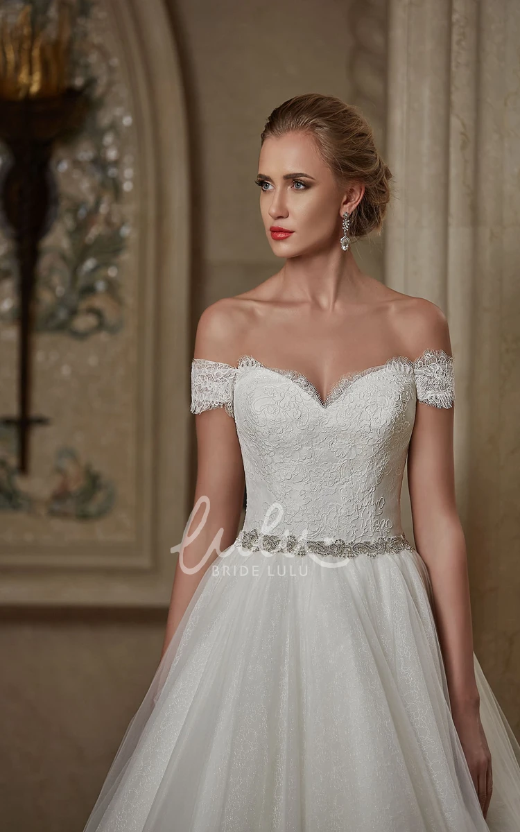 Lace Off-Shoulder A-line Dress with Sweetheart Neckline Wedding Dress