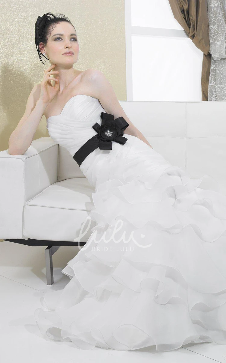 Organza A-Line Sweetheart Wedding Dress with Tiers and Bow Sleeveless