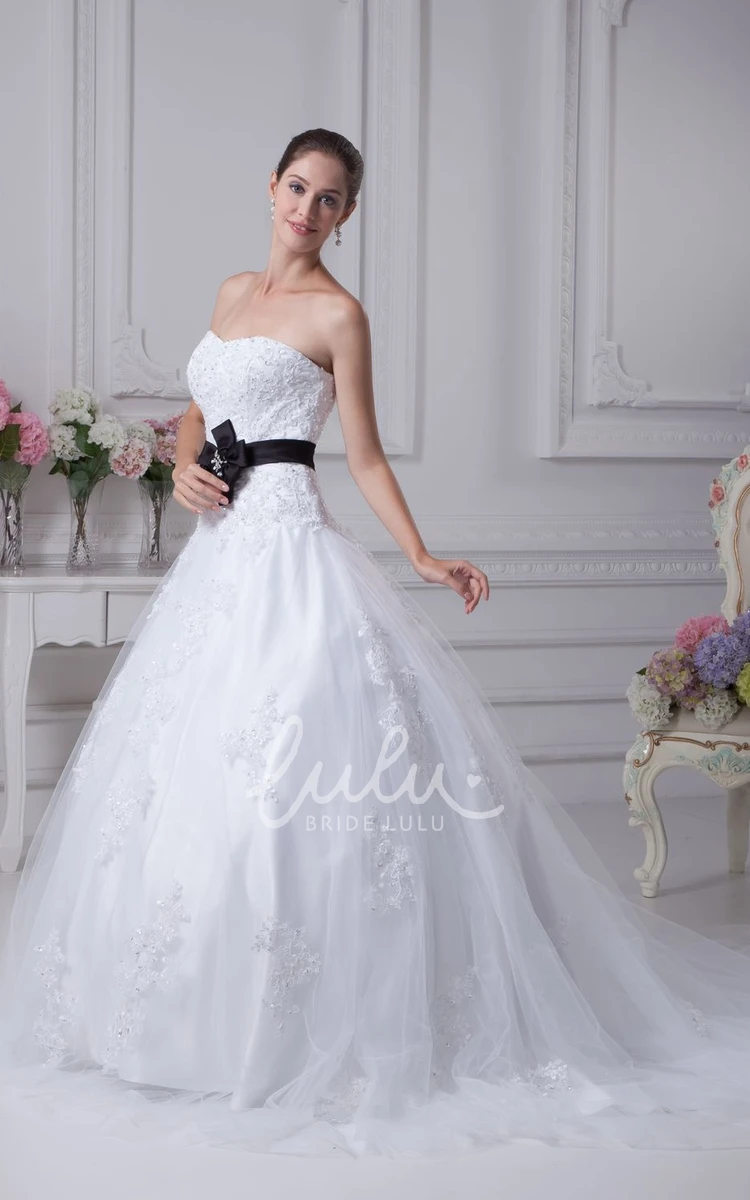 Applique Flower Ball Gown Wedding Dress Elegant Sweetheart Style