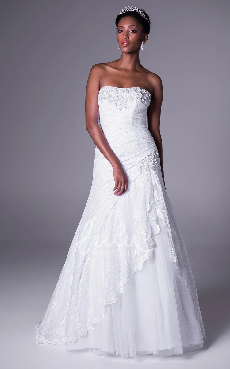 Lace Applique A-Line Wedding Dress with Side Draping and Strapless Design
