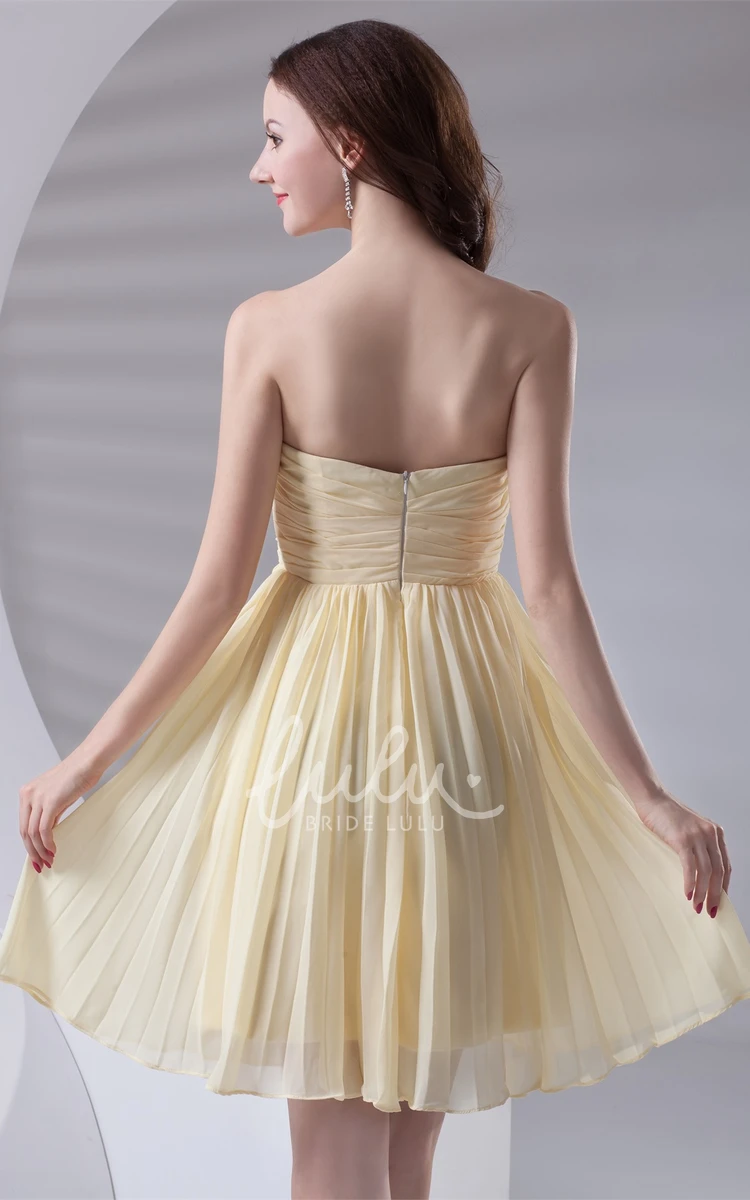 Knee-Length Chiffon Bridesmaid Dress with Sweetheart Criss-Cross Pleats