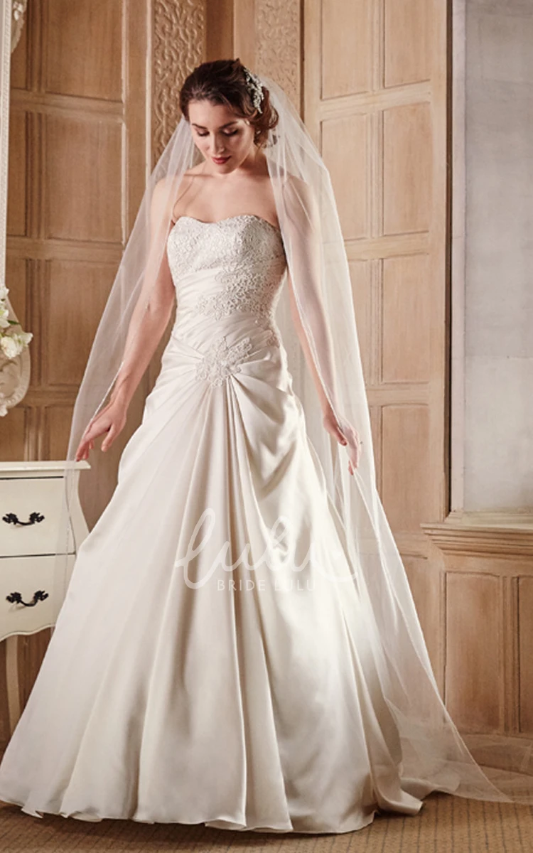 Long Appliqued Jersey Wedding Dress with Court Train Strapless Simple Bridal Gown Elegant