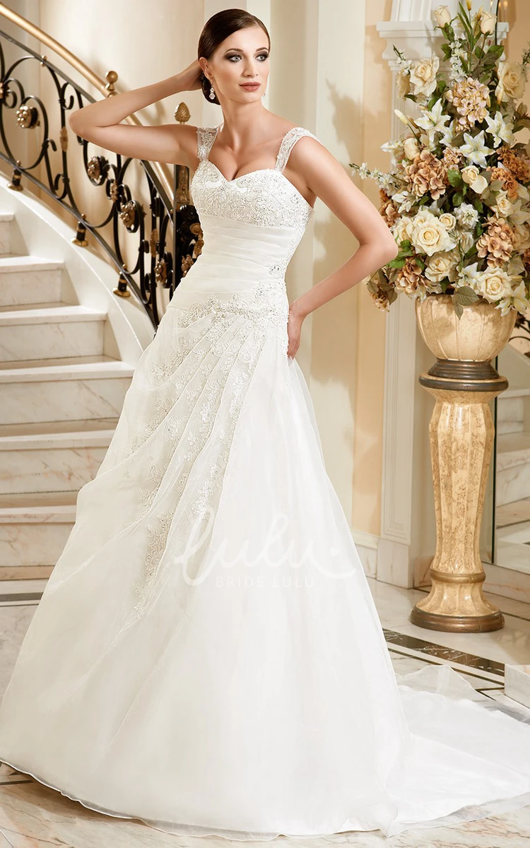 Lace A-Line Sleeveless Wedding Dress with Appliques and Floor-Length Straps