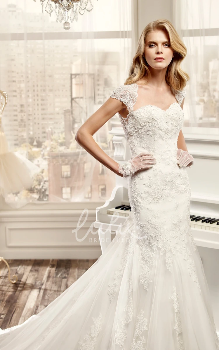 Sweetheart Cap-Sleeve Court Train Wedding Dress with Keyhole Back