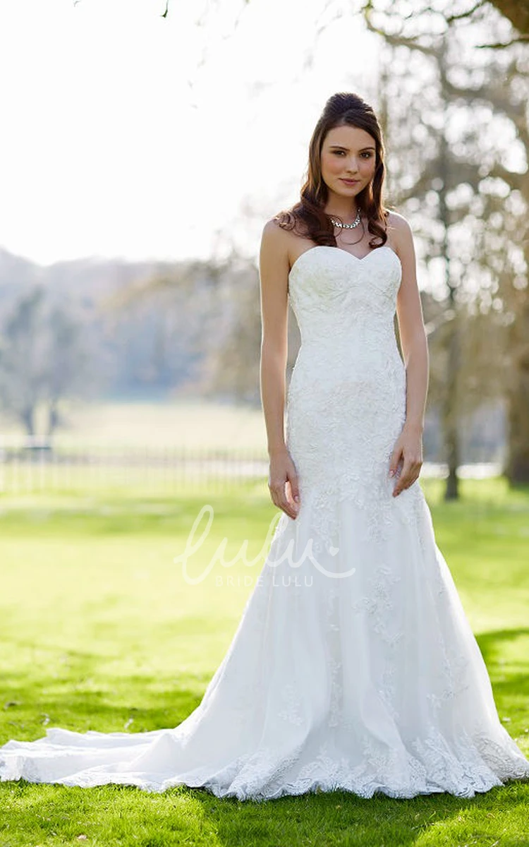 Appliqued Lace Wedding Dress with Court Train Sweetheart