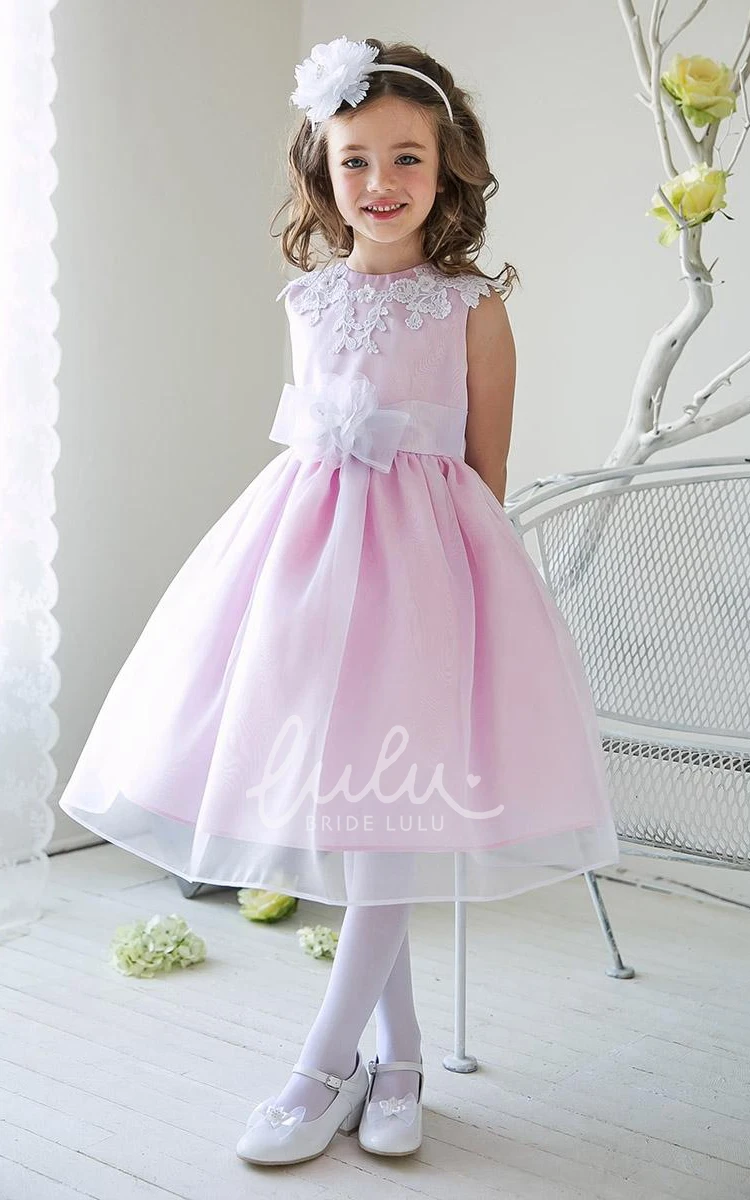 Appliqued Lace Tea-Length Flower Girl Dress with Tiers Unique 2024 Wedding Dress