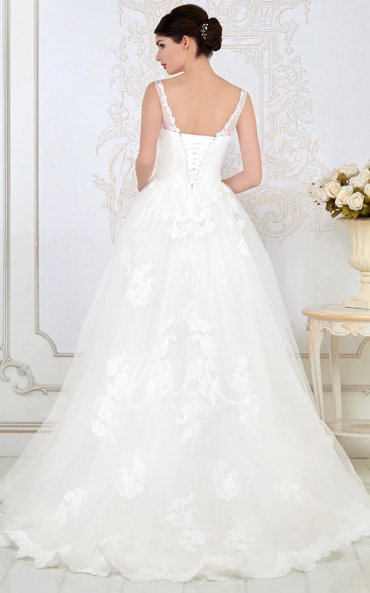 Appliqued Tulle Ball Gown Wedding Dress Sleeveless Scoop-Neck Floor-Length