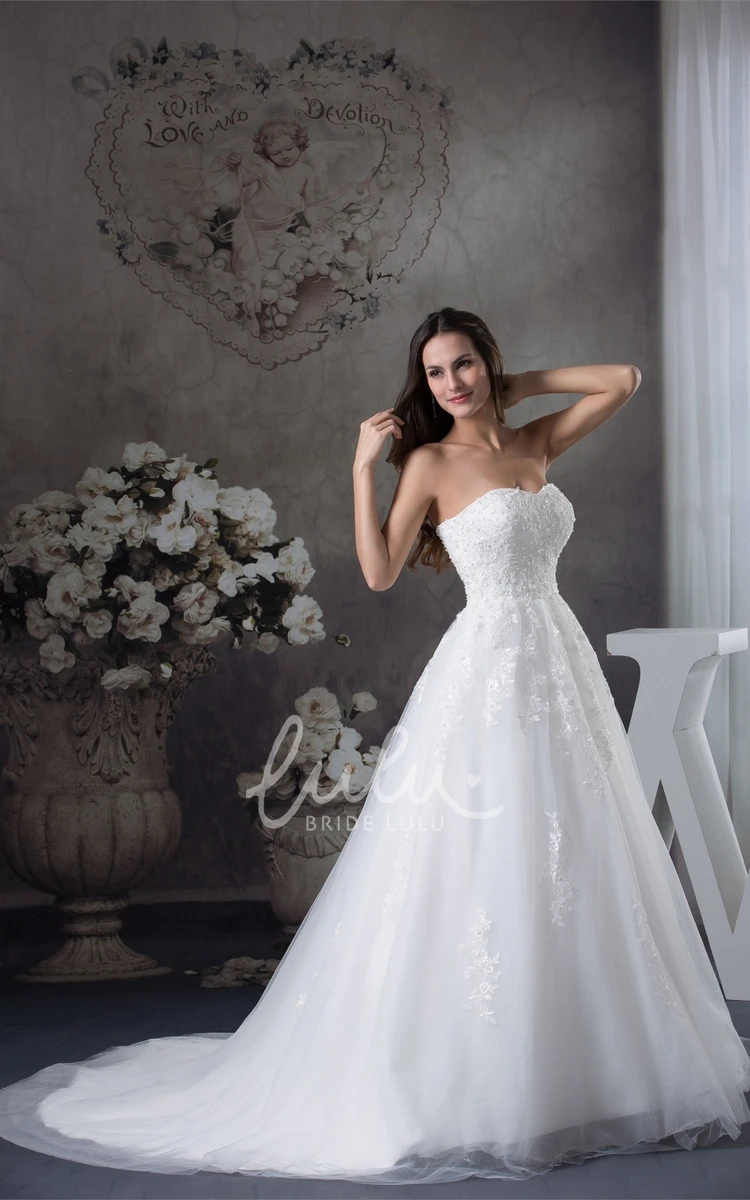 Tulle Ball Gown Wedding Dress with Appliques Sweetheart A-Line