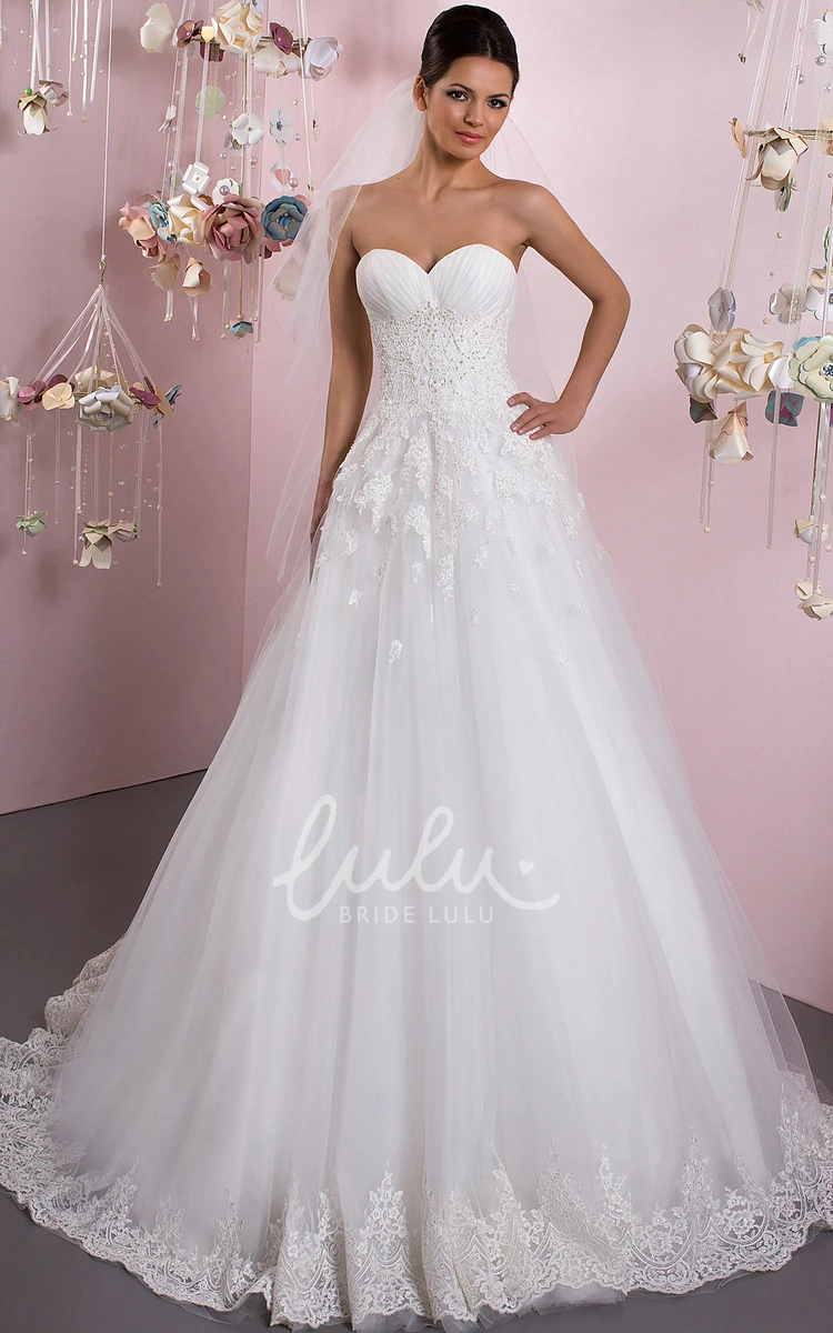 Sweetheart Criss-Cross Tulle Wedding Dress with A-Line Silhouette