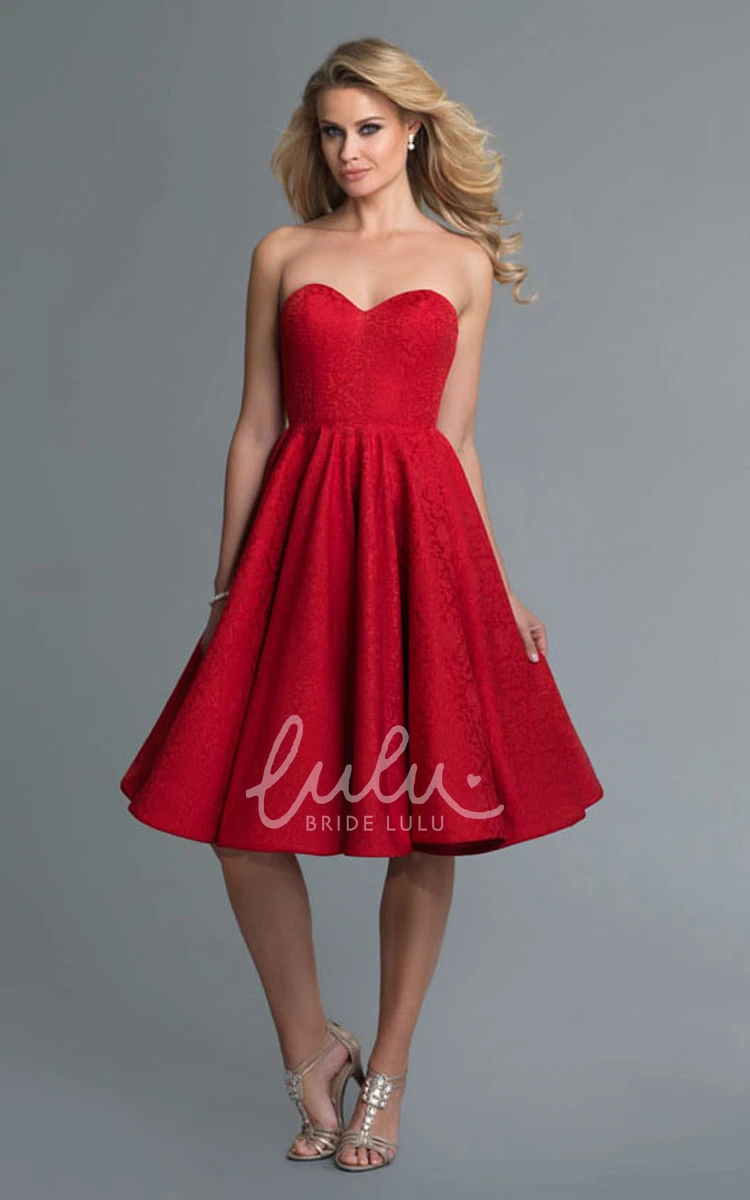 Sweetheart A-Line Knee-Length Bridesmaid Dress with Pleats and Lace Back