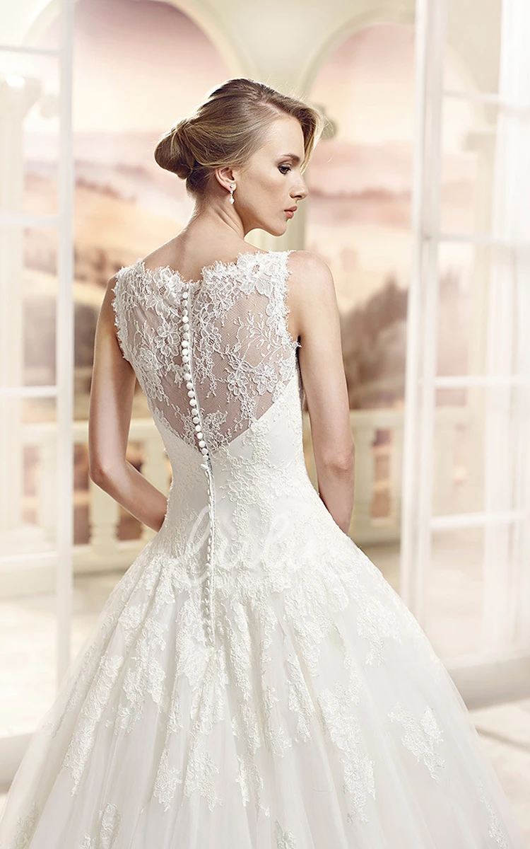 Sleeveless V-Neck Appliqued Tulle Ball Gown Wedding Dress with Long Train