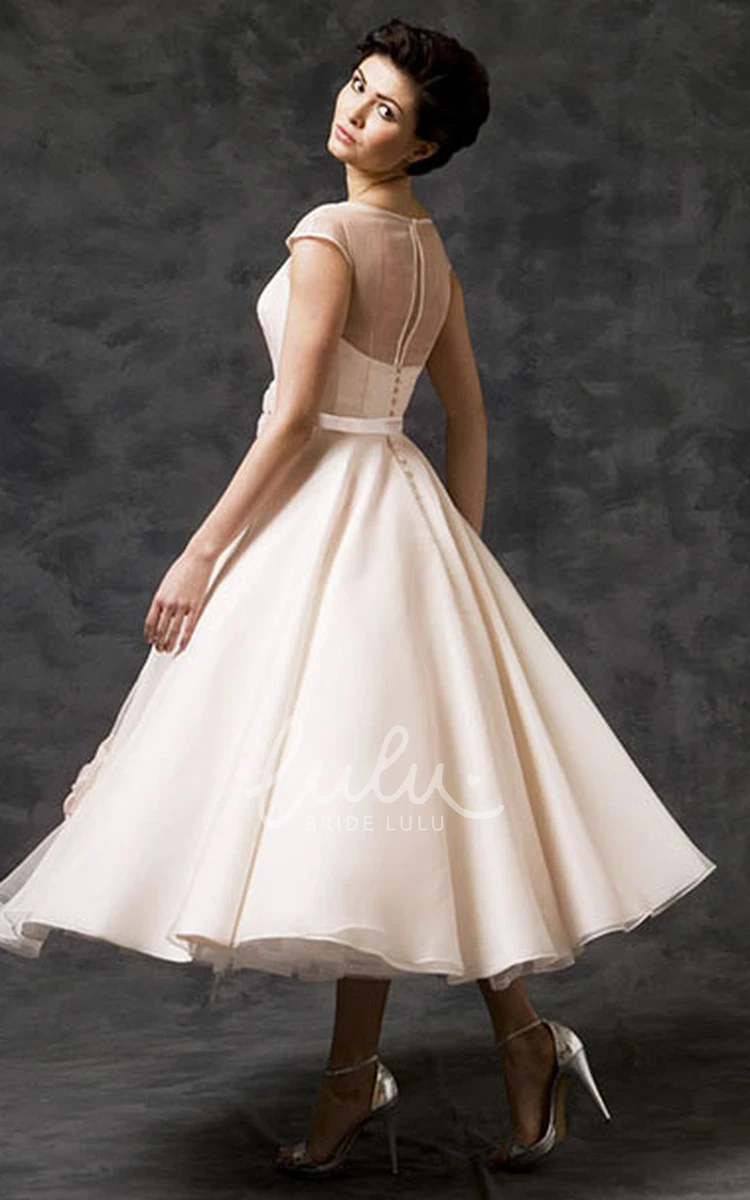 Tea-Length Tulle Wedding Dress with Illusion Flower A-Line Scoop-Neck Short-Sleeve