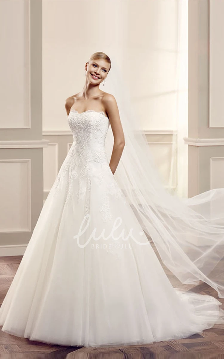 Sleeveless Tulle A-Line Wedding Dress with Applique