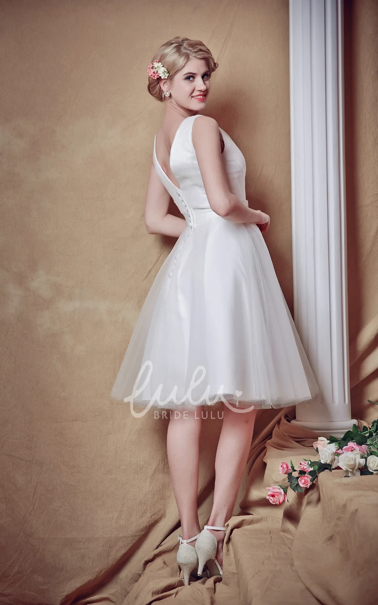 Knee Length Tulle Wedding Dress with V-neck and Flower Belt