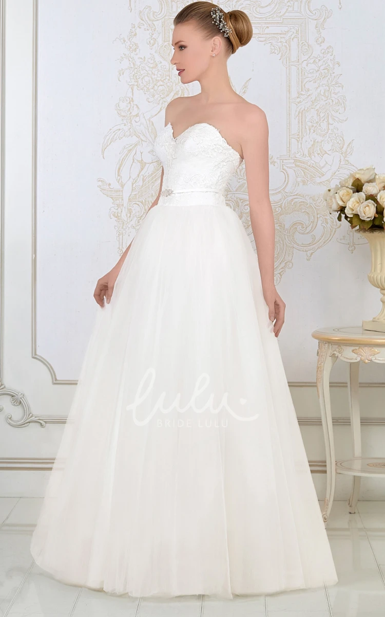 Lace A-Line Wedding Dress Sleeveless Sweetheart Tulle Long