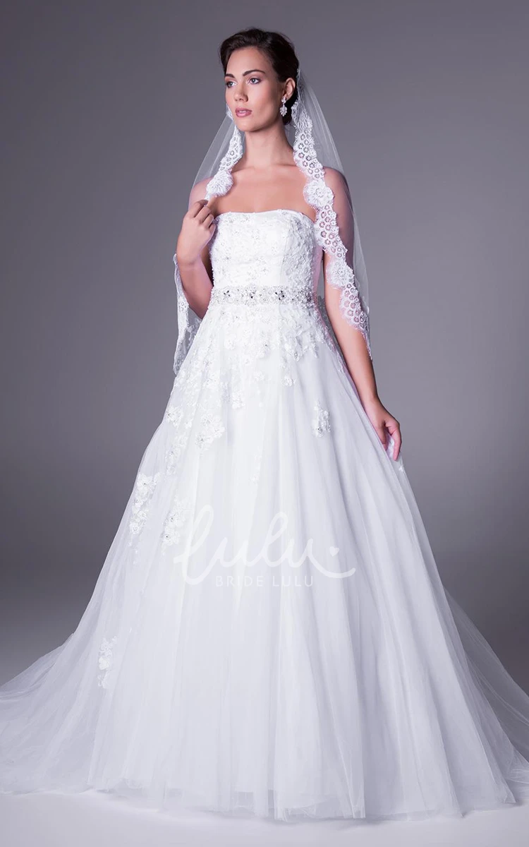 Floor-Length Strapless Beaded A-Line Wedding Dress with Appliques Tulle