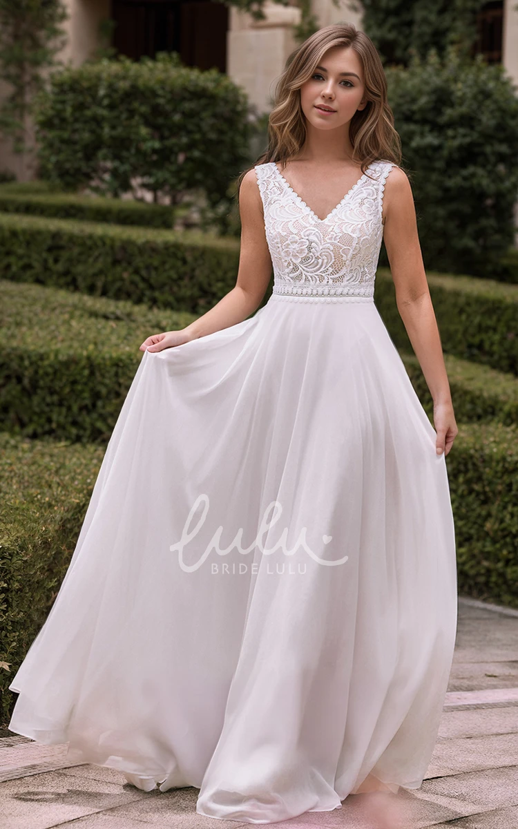 Elegant Ethereal Lace A-Line V-neck Wedding Dress Vintage Summer Petite Sleeveless Bridal Gown with Train