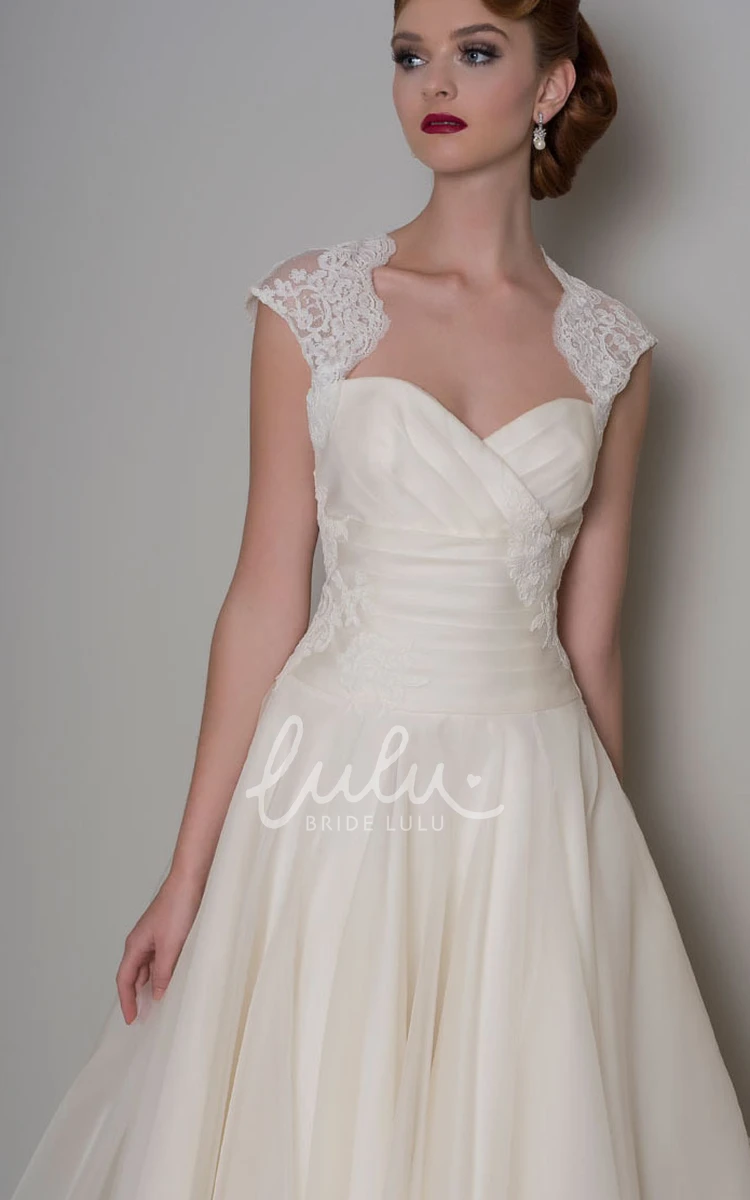 A-Line Lace Organza Wedding Dress Queen-Anne Tea-Length